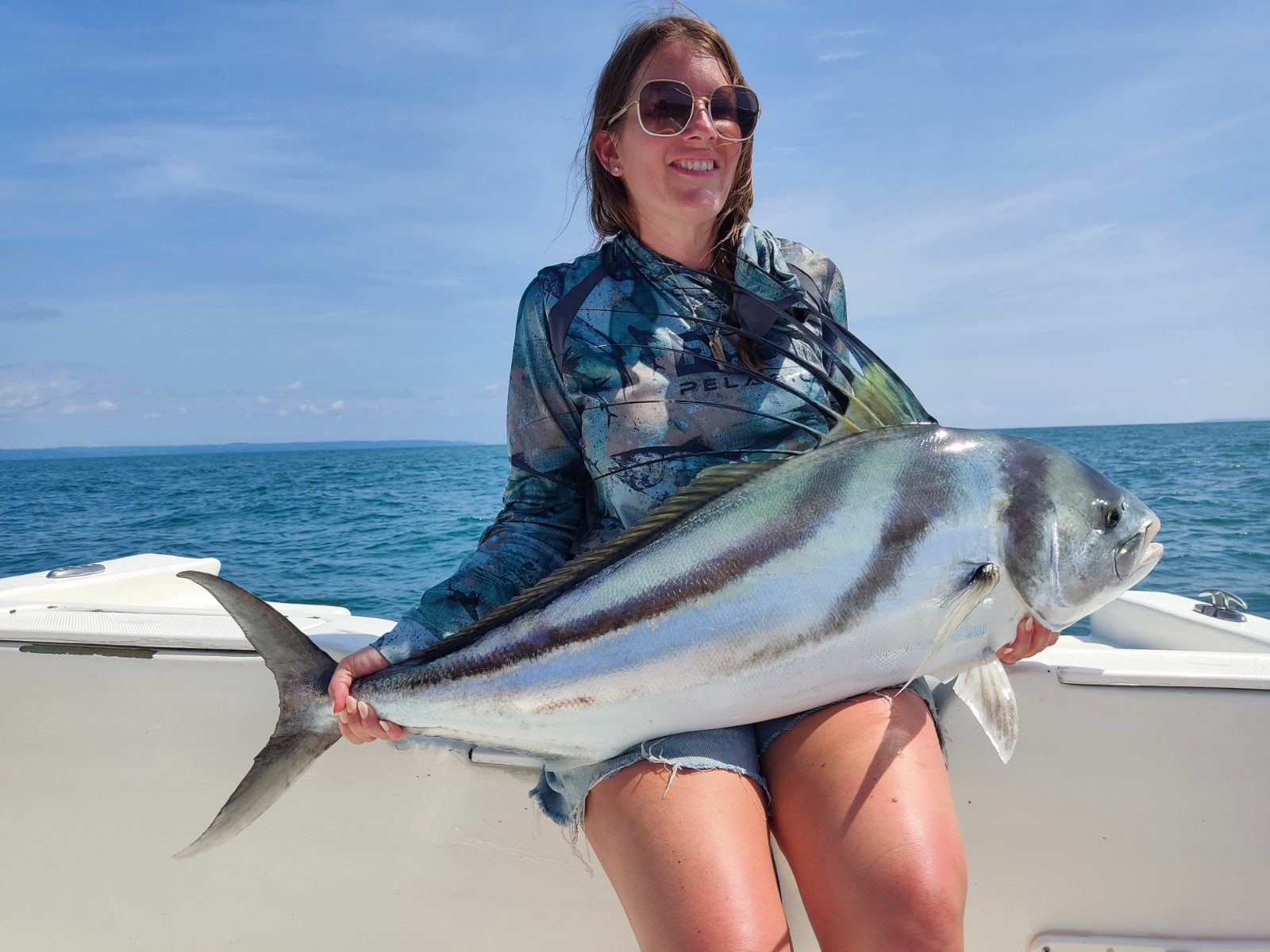 Inshore fishing off the Sierpe River mouth, Costa Rica — photo 4