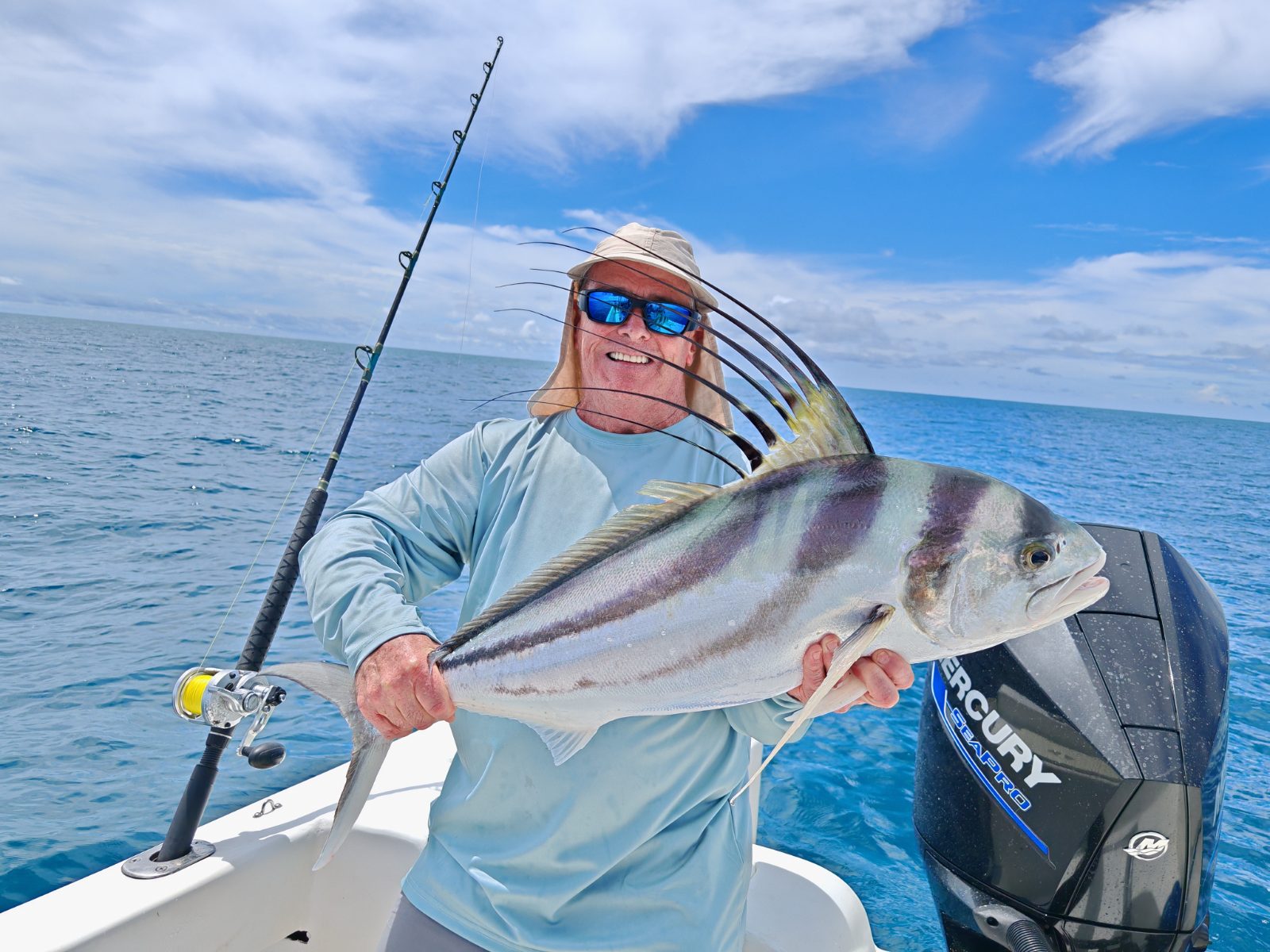 Inshore fishing off the Sierpe River mouth, Costa Rica — photo 13