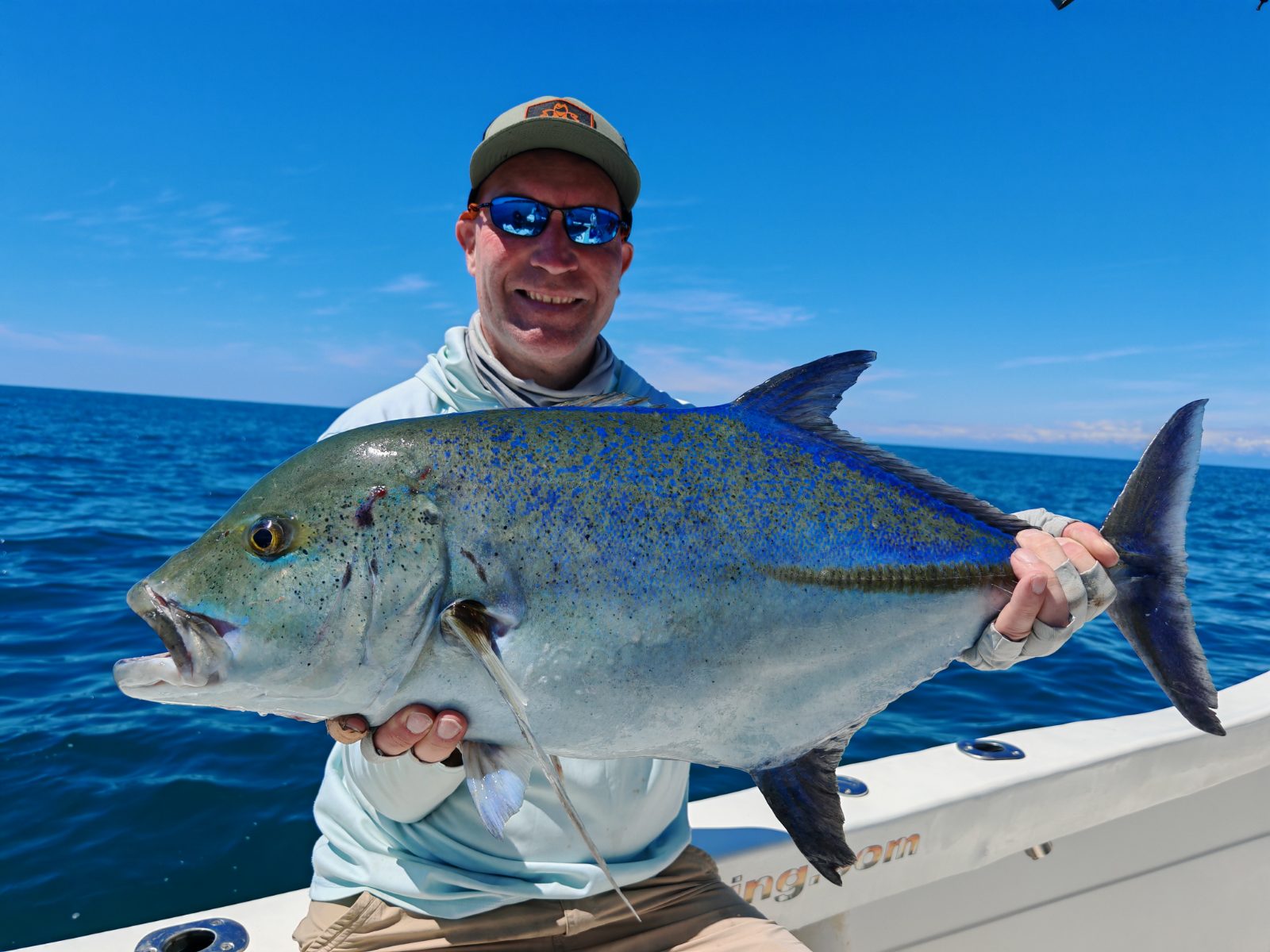 Inshore fishing off the Sierpe River mouth, Costa Rica — photo 15