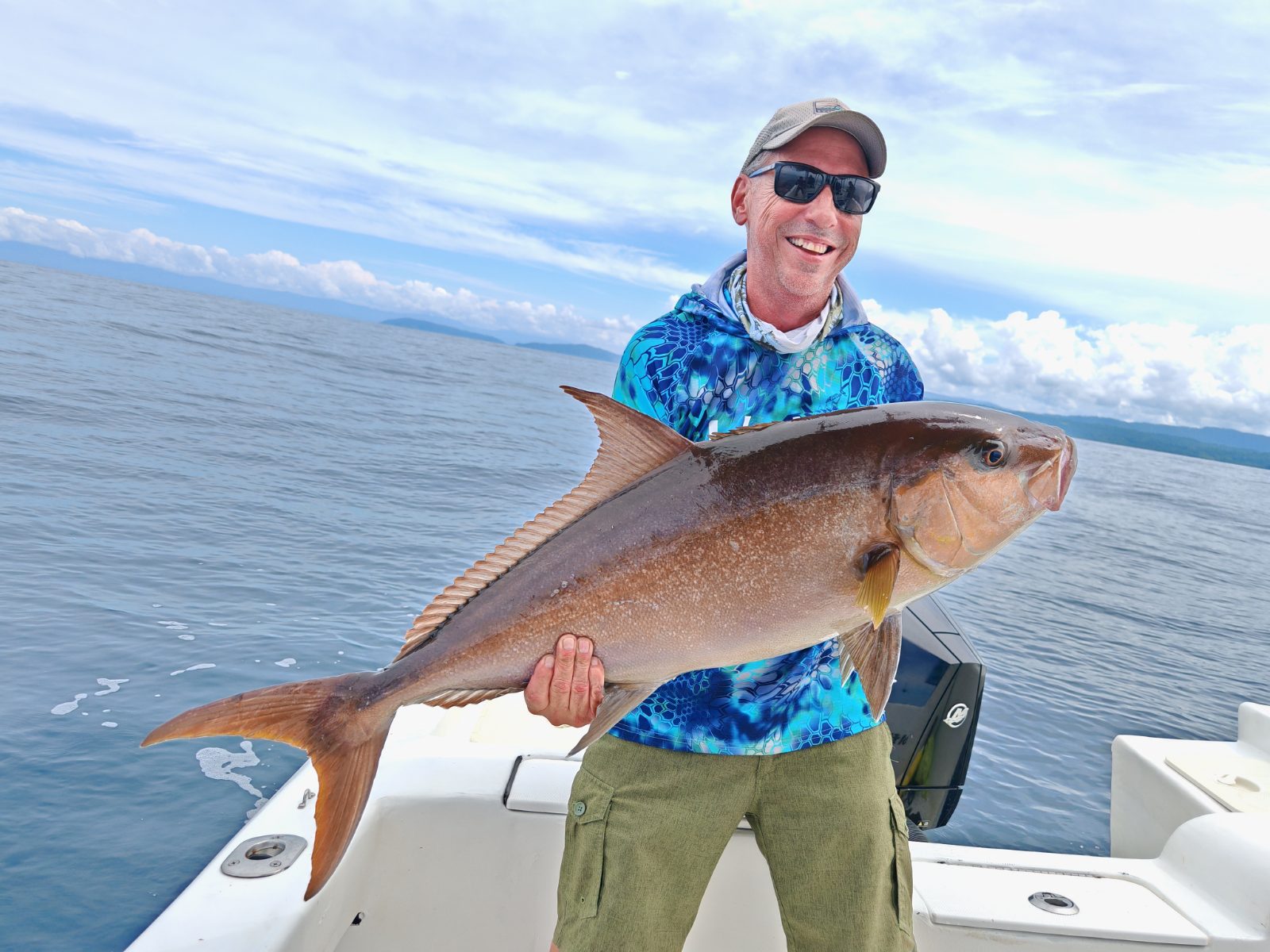 Nearshore fishing off Corcovado and Caño Island, Costa Rica — photo 6