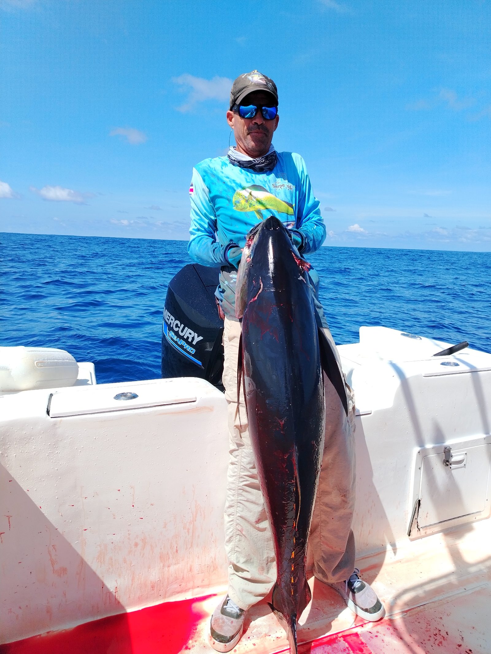 Offshore big-game fishing out of Sierpe, Costa Rica — photo 8