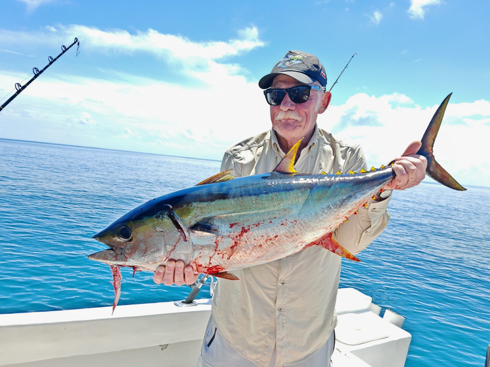 Offshore big-game fishing out of Sierpe, Costa Rica — photo 9