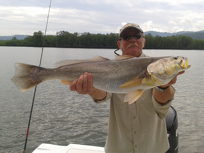 Fishing the Sierpe River through the mangroves, Costa Rica — photo 5