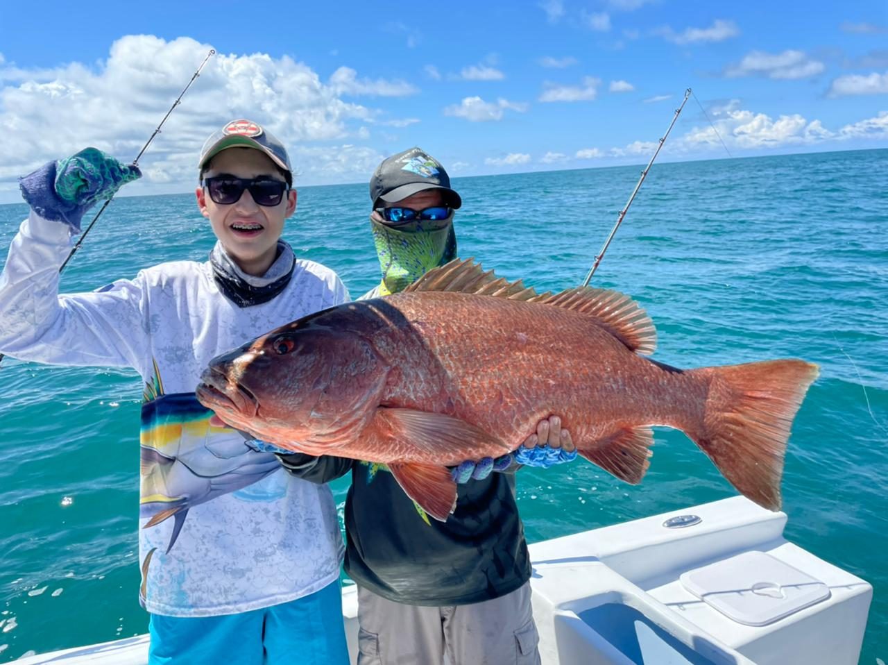 Inshore fishing off the Sierpe River mouth, Costa Rica — photo 19