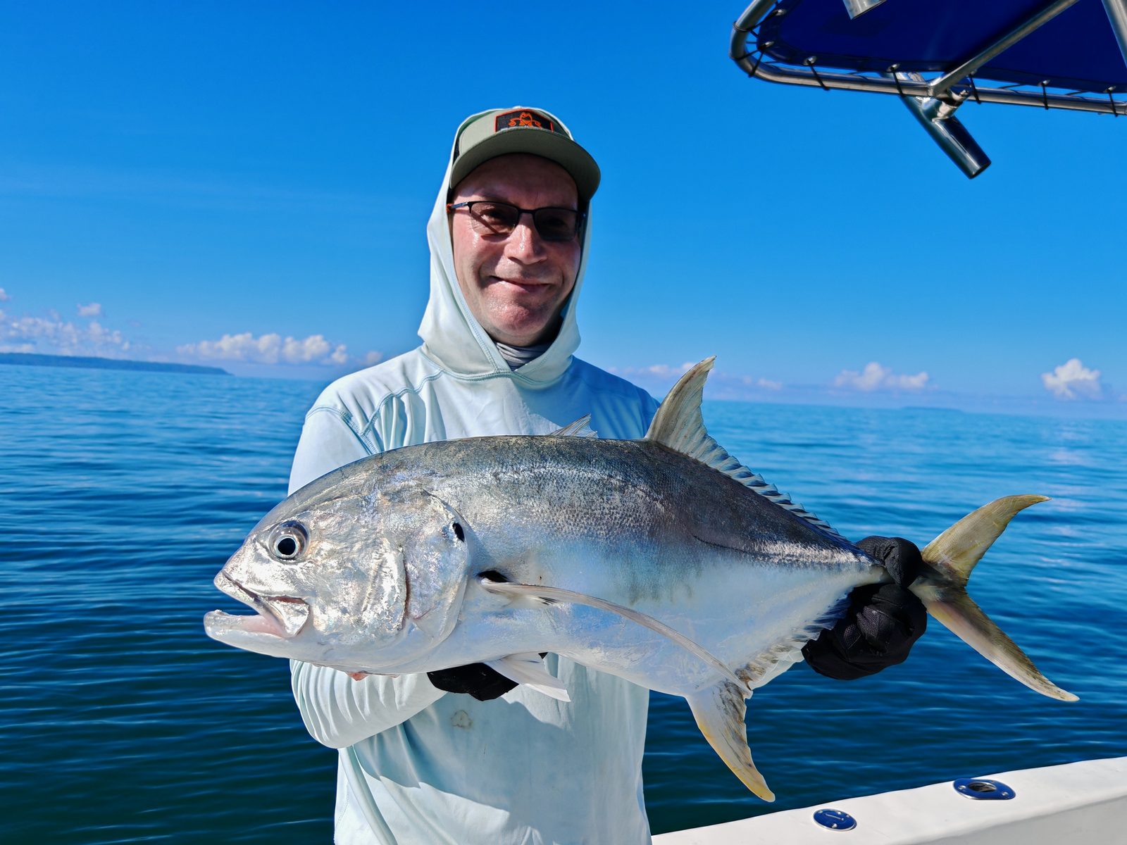 Inshore fishing off the Sierpe River mouth, Costa Rica — photo 32