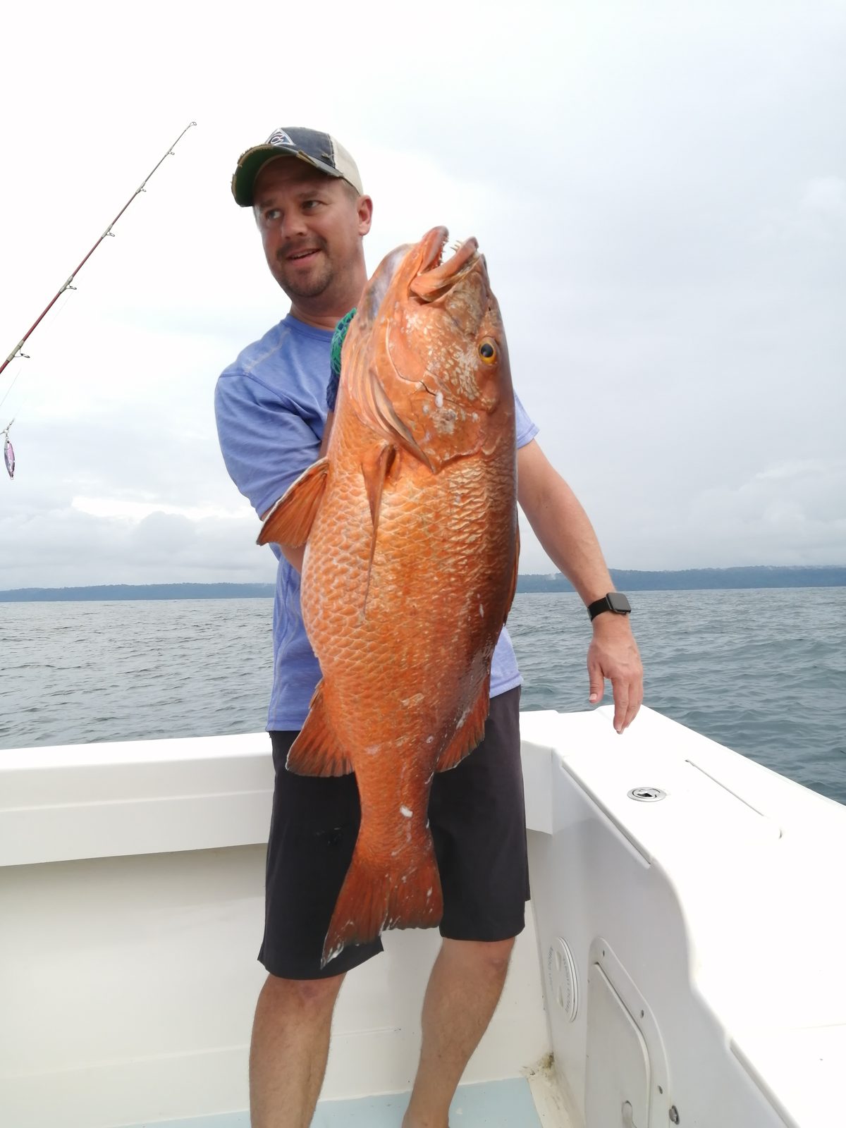 Nearshore fishing off Corcovado and Caño Island, Costa Rica — photo 9