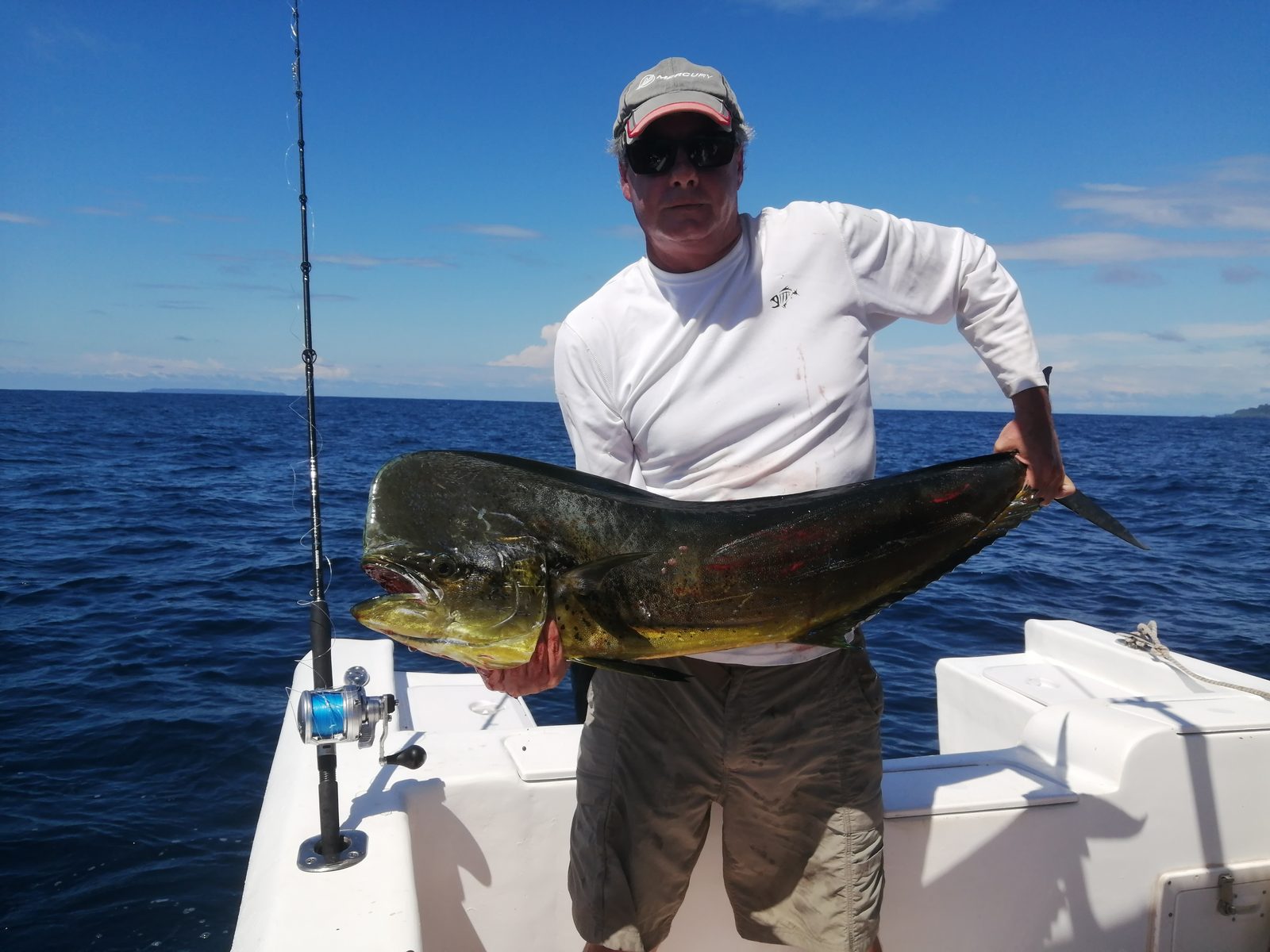 Nearshore fishing off Corcovado and Caño Island, Costa Rica — photo 13