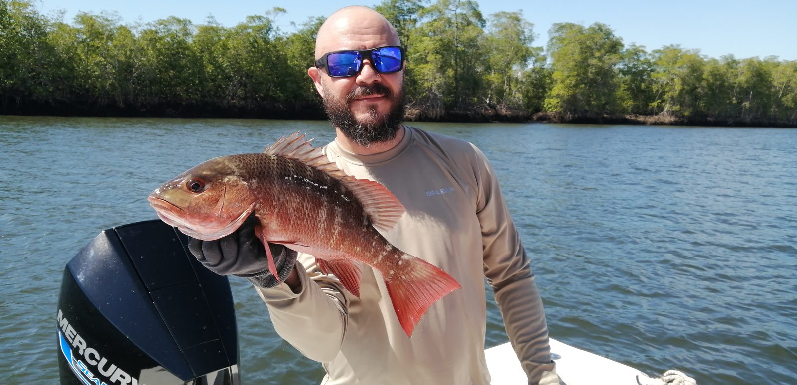 Fishing the Sierpe River through the mangroves, Costa Rica — photo 15