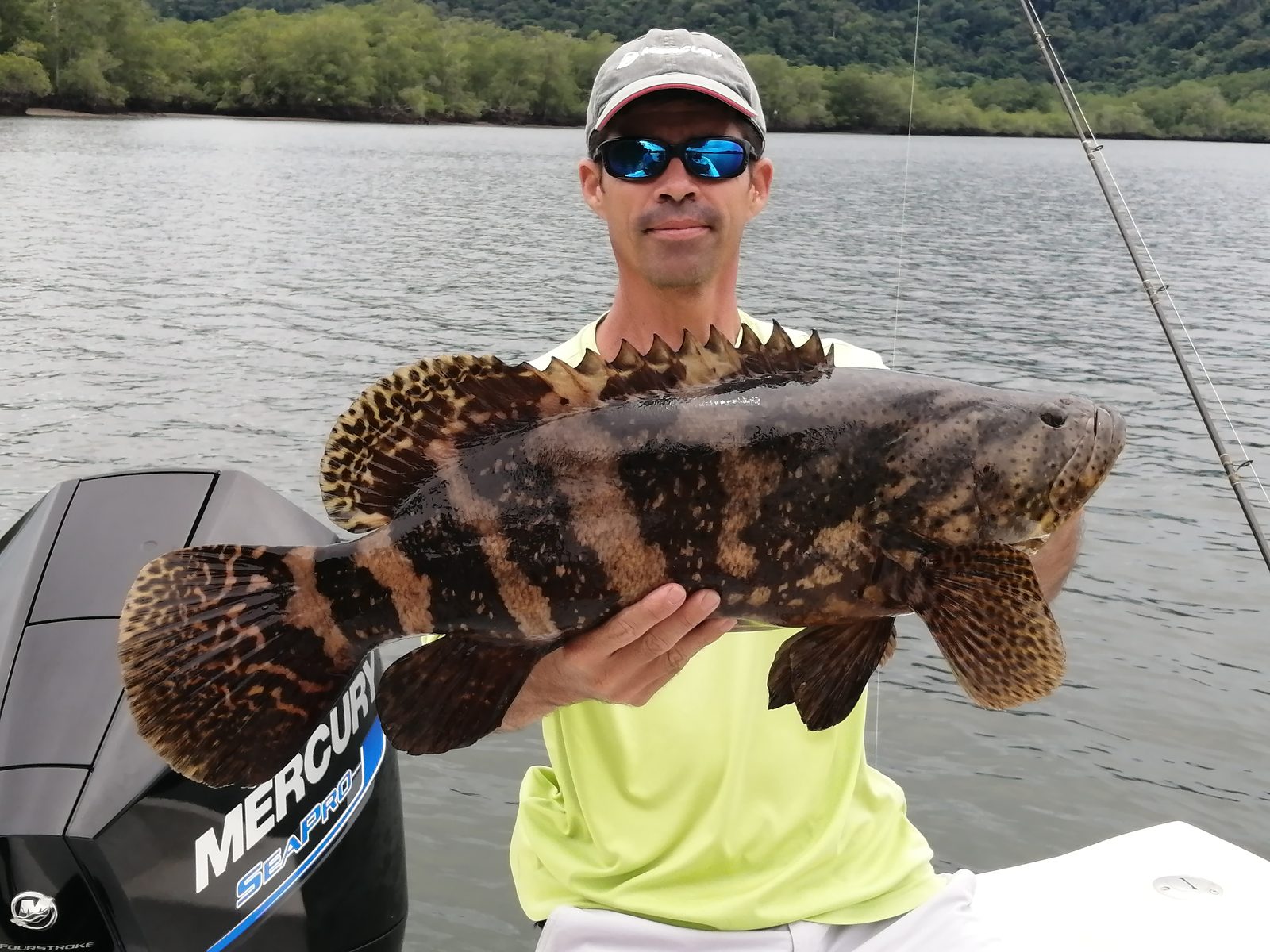 Fishing the Sierpe River through the mangroves, Costa Rica — photo 17